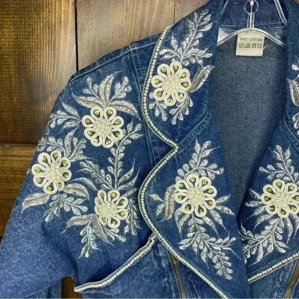 Vintage 80s Denim Jean Jacket Embroidered Double Breasted Acid Wash Size… - Picture 2 of 10